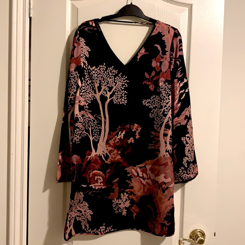 Aritzia’s Little Moon dress